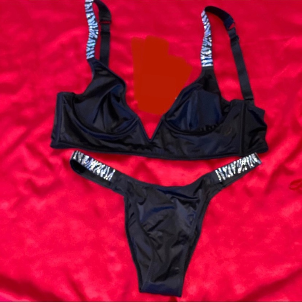 New VS VERY SEXY V-Wire Long Line XS Bralette+Panty Small Shine Strap Set